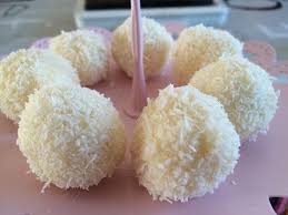 Boules Chocolat Et Noix De Coco Recette Rapide Et Facile Youtube Dessert Noel Facile Recette Gateau Original Boule De Noix De Coco