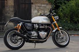 Η σέλα είναι ειδικά σχεδιασμένη για triumph bonneville 08+ (πιθανόν να κάνει και για το μοντέλο από 2002 έως 2008). Thruxton 1200 Cafe Racer Slim Seat Seat Seat Accessories Triumph Lc From 2016 Classicbike Raisch