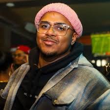 Molly Roman (@MollyRomannn)