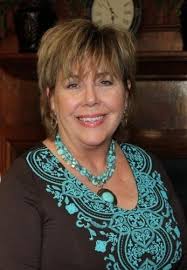 Linda Eoff's Instagram, Twitter & Facebook