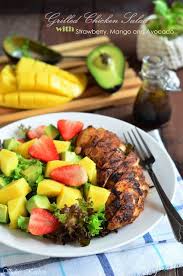 violet s kitchen 紫羅蘭的爱心厨房 烤鸡与草莓芒果鳄梨沙拉grilled chicken salad with strawberry mango and avocado grilled chicken salad strawberry salad chicken salad