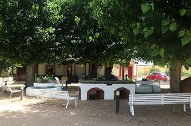 La casa rural la casa del bosque les da la bienvenida a un lugar con encanto para desconectar y descansar en plena naturaleza. Casa Rural El Bosque Vente Pal Pueblo