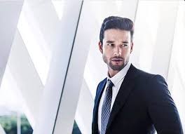 Sérgio marone es el actor que interpreta a ramsés en la exitosa telenovela brasileña moisés y los diez mandamientos, que alcanzó altos picos de sintonía en brasil, estados unidos (ee. El Guion De La Novela Moises Y Los 10 Mandamientos Es Un Exito Sergio Marone 20160809