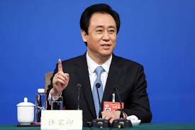 創業者の 許家印 （中国語版） はフォーブスによれば2019年3月時点で362億ドルの資産を有し、世界22位、中国3位の富豪とされている 。 Vlogirl3luyt4m