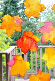 Herbst Fensterbilder Basteln Hubsche Blatter Aus Papier Fensterbilder Basteln Basteln Herbst Herbst Kunstprojekte