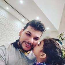 Robert Bonett (@robert_bonett) • Instagram photos and videos