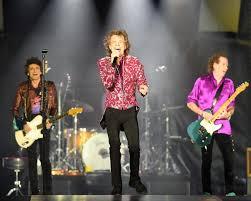 Family or non family members with proof of a longstanding relationship with the player could stay in the room and quarantine upon arrival for one week. Phoenix Concerts August 2019 Kacey Musgraves Rolling Stones Korn Zz Top