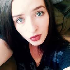 Maggie Simms (@Migglemoo)