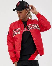 Finans henvender sig til travle mennesker, der søger indsigt og sammenhæng i. New Era Nba La Chicago Bulls Rote Jacke Mit Grossem Logo Im Brustbereich Asos