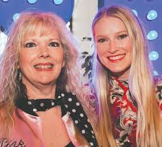 Courtney Fulcher's Instagram, Twitter & Facebook