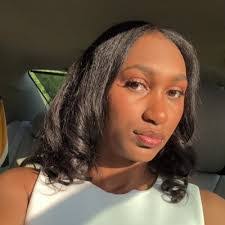 Stephanie Spoon's Instagram, Twitter & Facebook