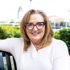 Sharon Stroup's Instagram, Twitter & Facebook