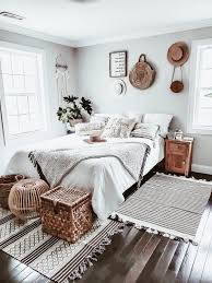 Cozy boho bedroom inspiration for your monday! Home Decor Edition Boho Chic Bedroom Makeover Wander X Luxe Luxe Bedroom Home Decor Bedroom Home Bedroom