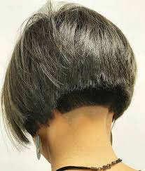 いいね 123件 コメント3件 r a m b u t b o bさん rambutbob のinstagramアカウント rambutpixie rambutundercu kurz geschnittene frisuren bubikopf frisur styling kurzes haar