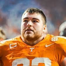 Jesse Fenner's Instagram, Twitter & Facebook