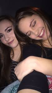 Rachel Perron (@rachp_7)