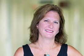 Eat MorE and LosE WEight