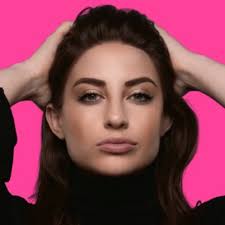 Andrea Lynn Molnar (@MolnarLynn)