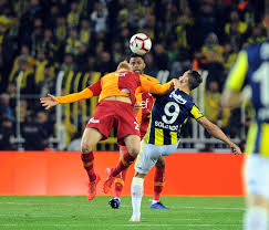 Bu bölgede bulunan donk\'un topa dokunuşu ağlarla buluştu: Spor Toto Super Lig Fenerbahce 1 Galatasaray 1 Mac Sonucu Haberimgeldi