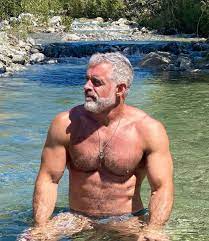 Will on X: Do like a older man and silver hair #offt #sexy #gay #Iwould  😏😈 t.corU4zABY83d  X
