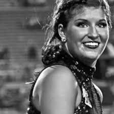 Allison Andrews (@AllisonMAndrews)