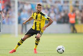 Wäre für den bvb der nächste transfer der in 2,3 jahren für 100m weiter zieht. Borussia Dortmund On Twitter Moritz Leitner Wechselt Zu Lazio Rom Https T Co 90piuzhpee