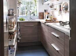 Cocinas baratas le ofrece más de 100 modelos diferentes en mobiliario de cocina, diseños exclusivos en todos los acabados, precio sin competencia. 5 Ideas Ikea Para Cocinas Pequenas Cocinas Pequenas Y Bonitas Decorar Cocinas Pequenas Remodelacion De Cocina Pequena