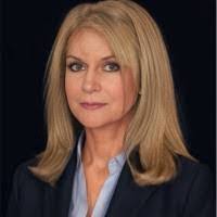 Jocelyn Slater's Instagram, Twitter & Facebook