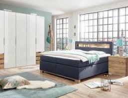 In welchen zimmern sollte man schlafzimmer set mit boxspringbett in braun oder grau ausführen lassen sie uns nun mal erneut darüber diskutieren, wie man die farben für das eigene zuhause auswählt. Schlafzimmer Komplett Mit Boxspringbett Kaufen Auf Betten De