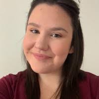 Christina Dinsmore's Instagram, Twitter & Facebook