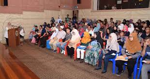 Toyota melalui program beasiswa yayasan toyota astra, sejak 1976 juga telah memberikan beasiswa kepada lebih dari 4.000 orang tiap tahunnya. 72 Pelajar Sabah Terpilih Program Pertukaran Tingkatan Satu Tajaan Kumpulan Yayasan Sabah Sabah News Today Fashion Sabah Academic Dress