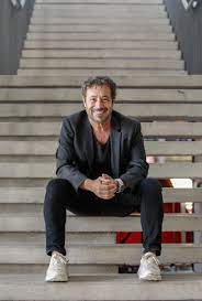 Ricky sarkany ofrece promociones y cupones de descuentos con tarjetas de crédito, tarjetas de débito, cuotas sin interés en zapatos de mujer. Ricky Sarkany Confirmo El Cierre Del Local De Las Mujeres De Messi Y Suarez En La Coqueta Avenida Diagonal De Barcelona Infobae