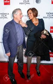 She is a board member of the new york women's foundation and the new york fund for public schools. New York Ny Usa 25 April 2015 Robert De Niro L Und Grace Hightower Besuchen Das Tribeca Film Festival Abschlussabend 25 Jahrestag Der Goodfellas Von Infor Und Roberto Coin Co Sponsor Bei
