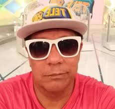 Paralisia de bell, ou paralisia facial, é uma paralisia ou fraqueza severa dos músculos faciais de um lado do rosto. Liminha Fala Sobre Paralisia Facial E Agradece A Mulher Meu Anjo Da Guarda Emais Estadao