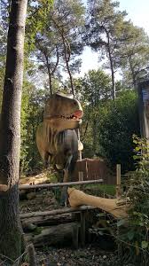 Kutding, mijn vel zat er altijd . Dino S Komen Tot Leven Bij De Dinoadventures In Dierenpark Amersfoort