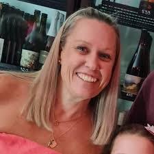 Stacey Goad's Instagram, Twitter & Facebook