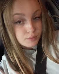 Anna Franks (@annafranks__) • Instagram photos and videos