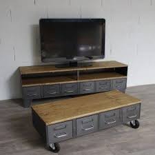 Petite Table Basse Industrielle Avec Anciens Tiroirs Table Basse Style Industriel Table Basse Industrielle Ameublement Industriel Vintage