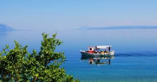 Στη λίμνη ευβοίας μπορείτε να φτάσετε είτε μέσω της χαλκίδας, είτε μέσω της αιδηψού. Eyboia H Paralia Me Ta Zesta Nera Enimerotiko Gr