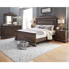 Shop all mattresses from nebraska furniture mart. Chapel Hill Bedford Heights 4 Piece King Bedroom Set In Estate Brown Nebraska Furniture Mart