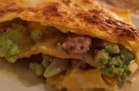 Broccoli rabe and sausage served in a garlic sauce. Rome Recipe Sausage And Broccoli Lasagne Wanted In Rome