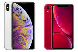 Features 6.1″ display, apple a12 bionic chipset, 12 mp primary camera, 7 mp front camera, 2942 mah battery, 256 gb storage, 3 gb ram, scratch. Apple Iphone Xr Vs Iphone Xs Max What S The Difference