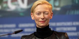 She also starred as the white witch in the film adaptations of c.s. Tilda Swinton Ich Hatte Immer Das Gefuhl Queer Zu Sein Radio Hamburg