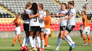 Nach einem ballverlust im mittelfeld geht es ganz schnell. 3 1 Gegen Die Niederlande Im Video U 19 Im Em Finale Dfb Deutscher Fussball Bund E V