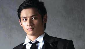 SSSIP's "A.W.E." ((ATTIC of WHITE ETHEREALS!))