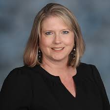 Brandi Saunders's Instagram, Twitter & Facebook