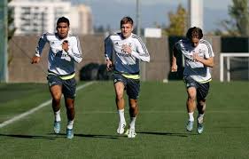 Toni kroos regresa al once tras cumplir sanción frente al getafe y con su vuelta se reúne de nuevo con casemiro y modric, el tridente casi inseparable del centro del campo del real madrid.desde. Why Real Madrid Should Not Let Mateo Kovacic Leave This Summer
