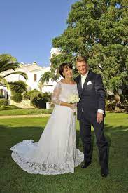 Voor alle louis van gaal fans ♥ hij is echt een goeie traner. Truus Van Gaal En Haar Liefde Der Meister Von Deutschland Und Vielen Anderen Trophieen Wir Sind Den Besten Von Gelschenkirch Trouwjurk Trouwfoto S Beroemdheden