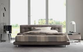 Il letto sommier senza testiera è perfetto sia posizionato a centro stanza, sia abbinato alla boiserie imbottita jolly che fa da testiera e che potete trovare tra i prodotti consigliati in fondo alla pagina. Comfort Benessere Ed Eleganza Senza Tempo Il Nostro Letto Matrimoniale Doze Htt Modern Bedroom Interior Design Modern Bedroom Interior Bedroom Collection