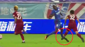 In 2011, he moved to premier league side west ham united.he played only 12 games for west ham and despite being their league top goal scorer in. Demba Ba Suffers Freak Injury Marca English